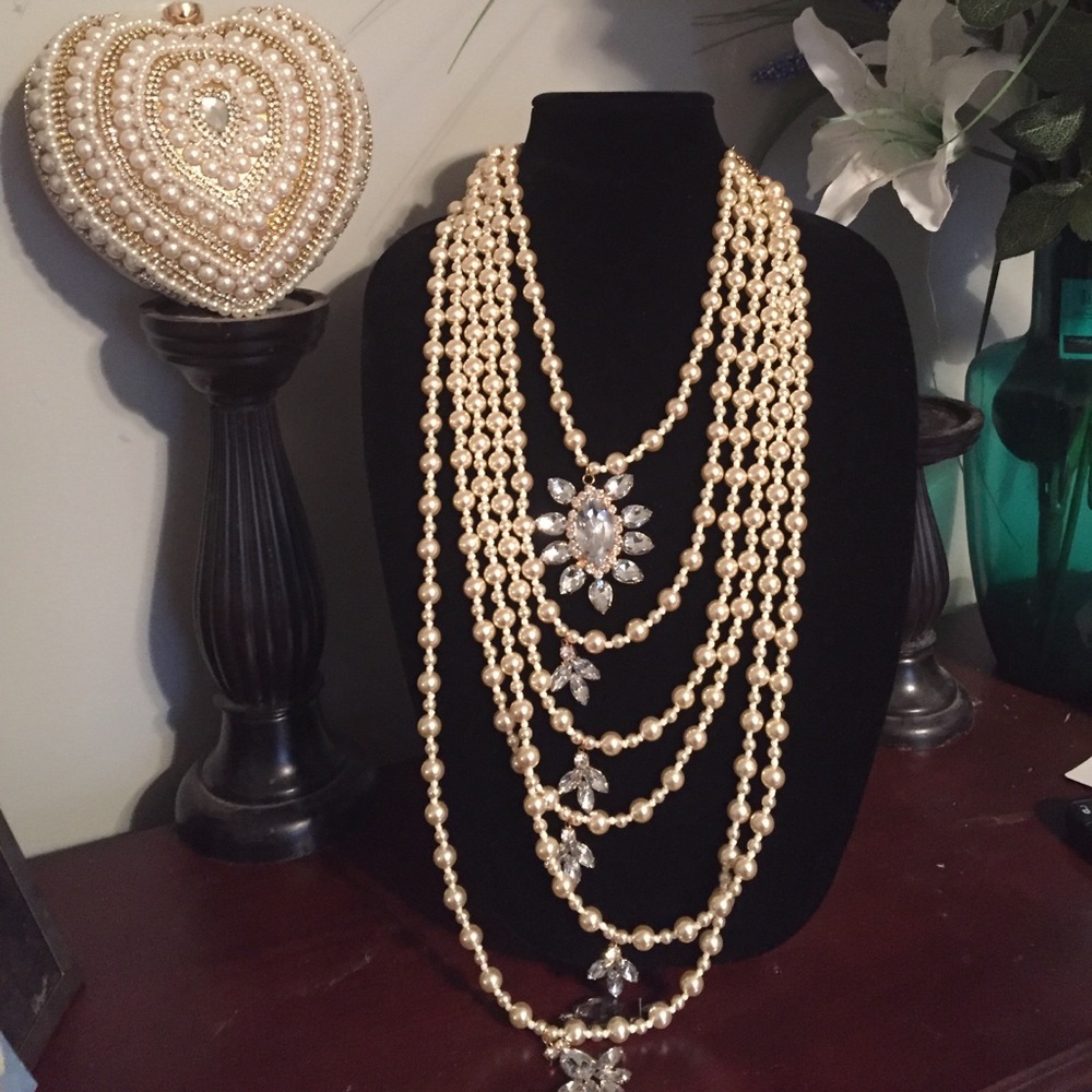 Pearl necklace